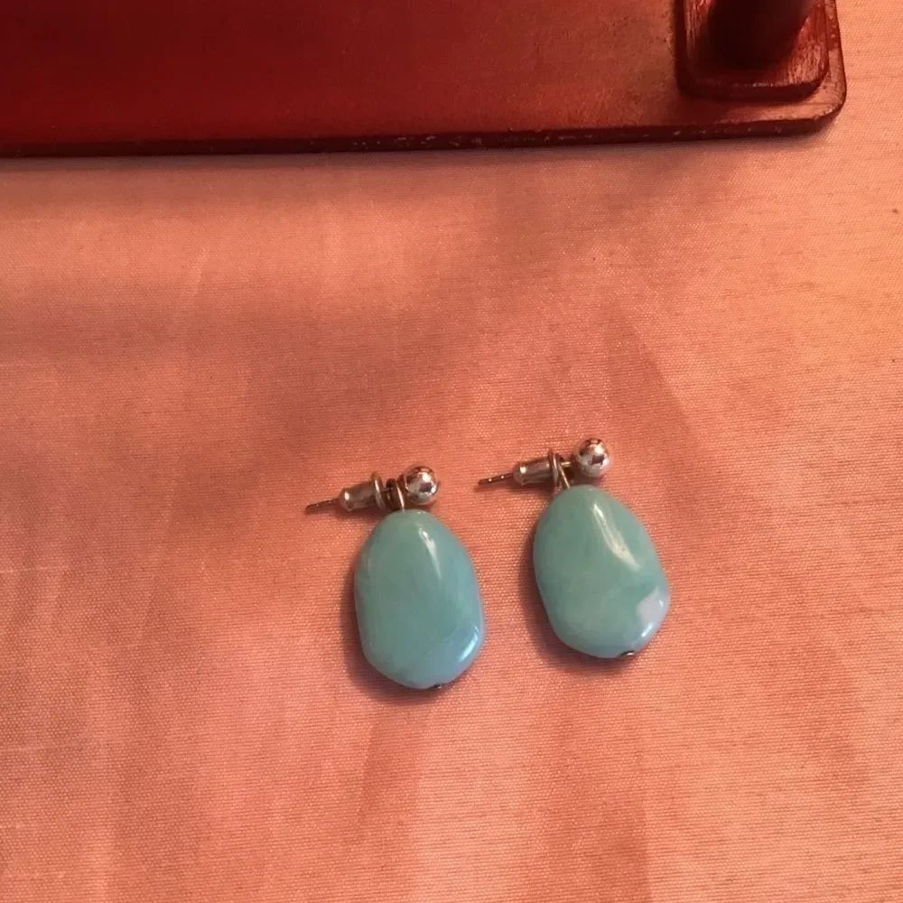 Silvertone Blue Bead Earrings